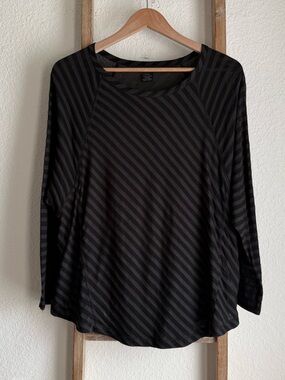 Calvin Klein Jeans black striped long sleeved top sz: XL